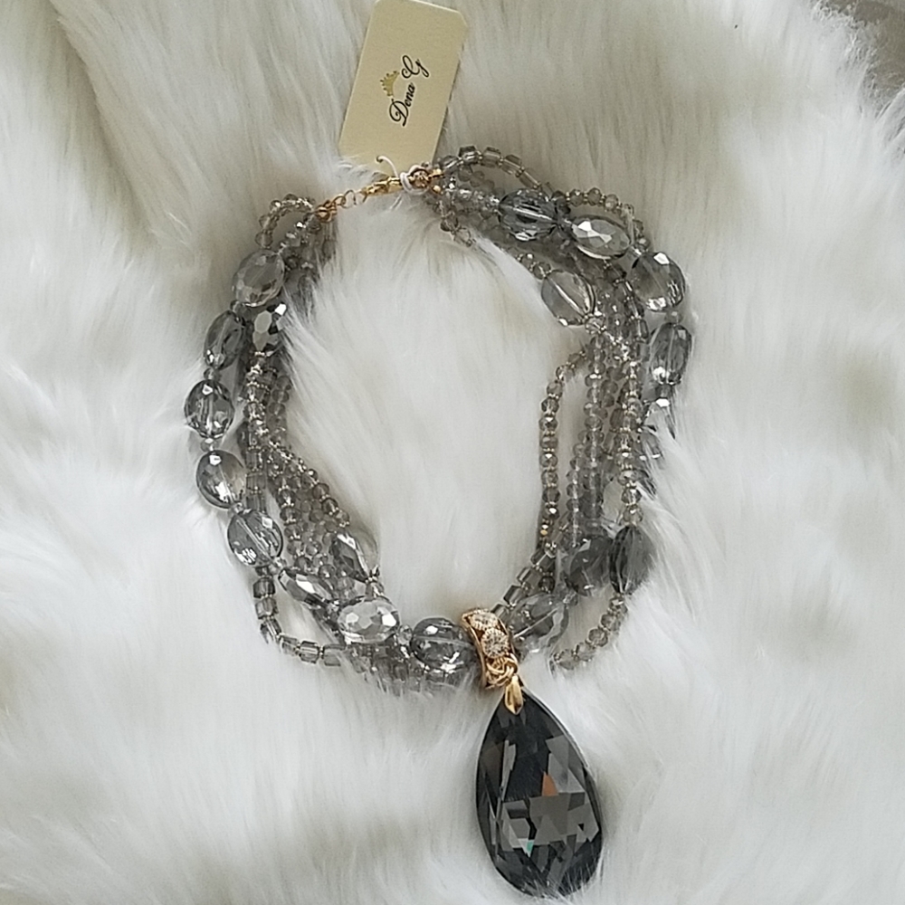 Statement gray necklace